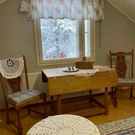 Lägenhet Kaunisto,riverside Near Santa In Town