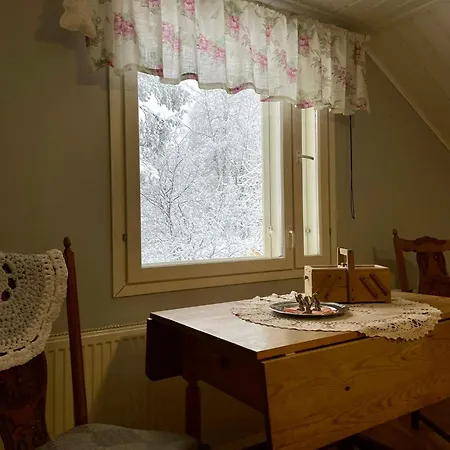 Kaunisto,riverside Near Santa In Town * روفانييمي