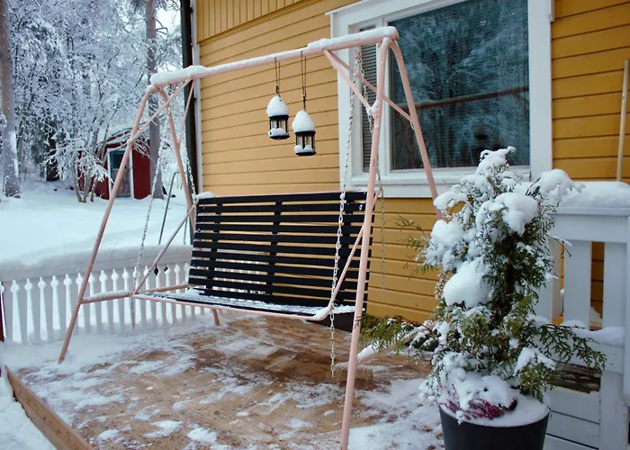 Daire Kaunisto,riverside Near Santa In Town